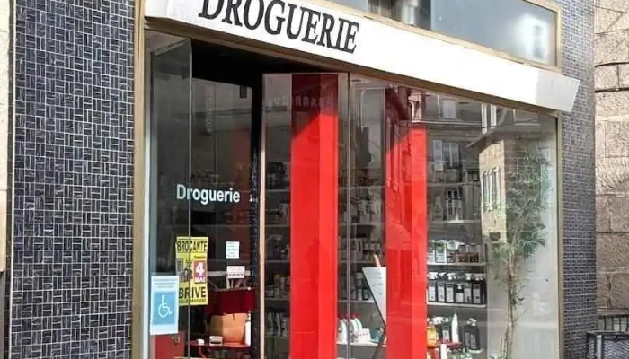 Boucheteil Hautefort Marie France - Brive-La-Gaillarde