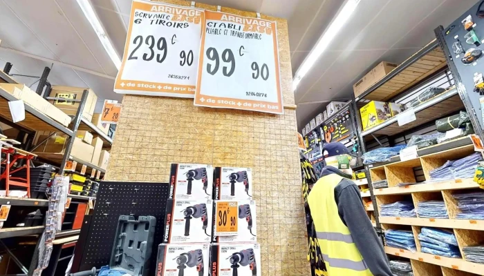 Brico Cash Poitiers -  Interieur - Migné-auxances