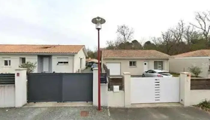Julien Birac Sas -  Street View Et 360deg - Castres-gironde