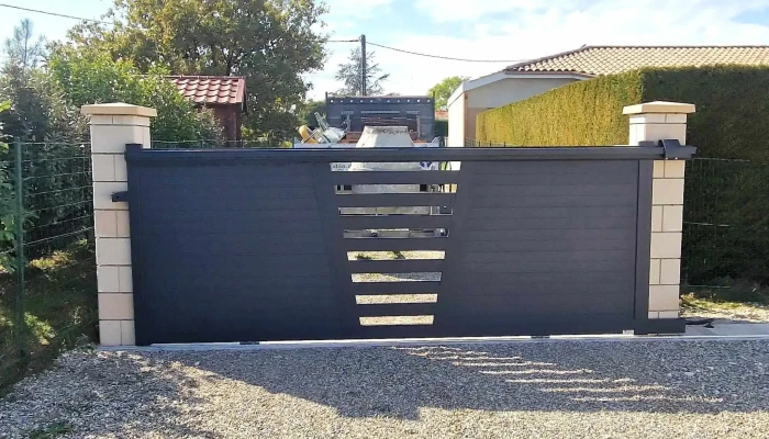 Negoce Clotures Entrepreneur Specialise Dans Les Clotures - Berson