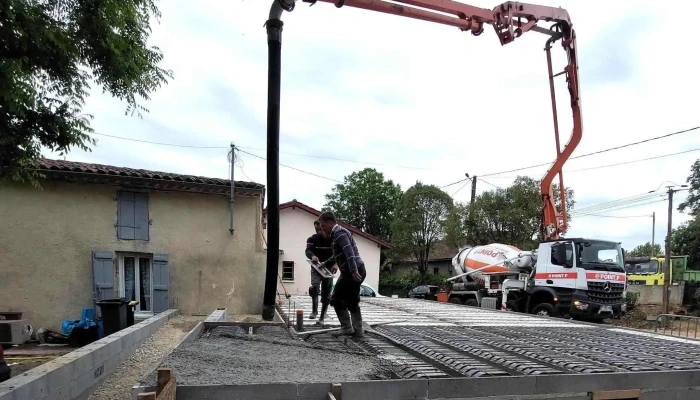 Pointp   Agen Boe Magasin De Materiaux De Construction - Boé
